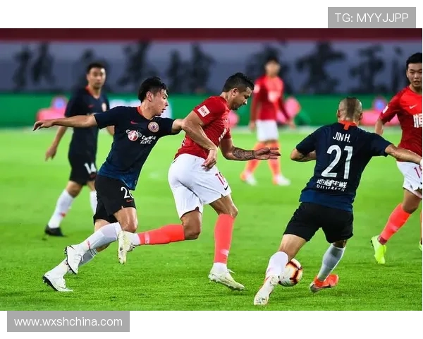 深圳排球队以54分领跑世界锦标赛积分榜展现强劲实力 深圳排球队以54分领跑世界锦标赛积分榜展现强劲实力