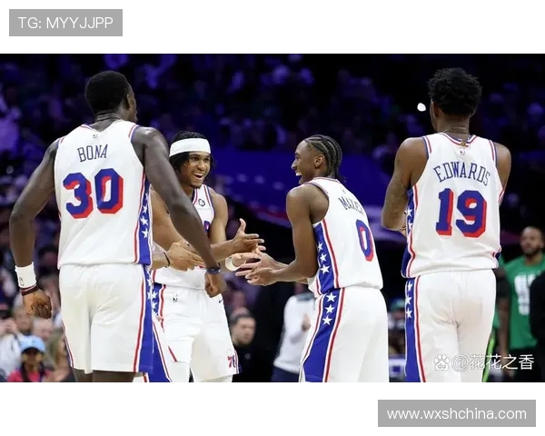 2019年火箭队与雄鹿队精彩全场比赛录像回顾与分析