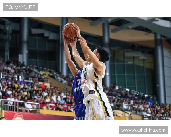 广州篮球队耐力训练揭秘助力球队在赛场上奋勇争先